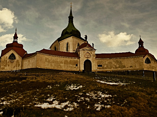 Santini´s Baroque Gothic in the Czech Republic